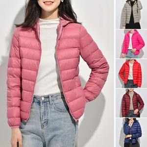 Chaqueta de Plumón Premium para Mujer, Chaqueta de Invierno con Capucha, Elegante y Resistente al Viento, Personalizable, Chaqueta de Nieve para Mujer al por Mayor - Product Image 5