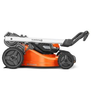 Tondeuse Husqvarna Lawn Xpert LE-322 de qualité supérieure, 21 pouces, 40V, 2 temps, aluminium, batterie 7,7 Ah, 40 volts - Product Image 3