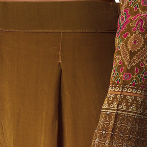 Conjunto Palazzo con estampado de mostaza en gasa con trabajo de piedra Kurta, venta al por mayor de Ropa Étnica para mujeres, ropa OEM, proveedor de fábrica, atuendo - Product Image 6