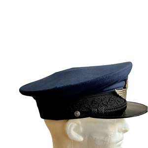 Esta es una gorra de uniforme de oficina de la Fuerza Aérea Argentina. Es un artículo coleccionable. - Product Image 6
