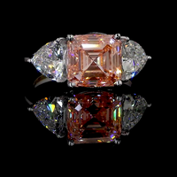 Bague de fiançailles en or 14 carats avec diamant de laboratoire taille Asscher, trois pierres latérales triangulaires, sertissage à griffes, certifiée IGI, bijoux fins