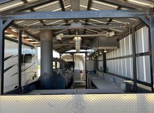 Remolque de Barbacoa y Ahumador Móvil de 8 pies, Totalmente Equipado, con Envío Gratuito, Parrilla Exterior y Cocina para Venta de Comida Ambulante - Product Image 3