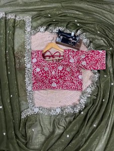 Launching Winter Season Wear Cut Border <b>Work</b> <b>Light</b> Weight Crushed Embellished Designer Saree by Shree Indian Exports Fashion - Product Image 5