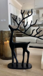 Figurine de cerf en métal noir moderne - Vente directe d'usine |   Statue de renne artistique pour la décoration de vacances contemporaine - Product Image 6
