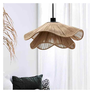 La pantalla de luz artesanal más vendida que es perfecta para cualquier ocasión que ofrece una manera elegante de iluminar su hogar - Product Image 1