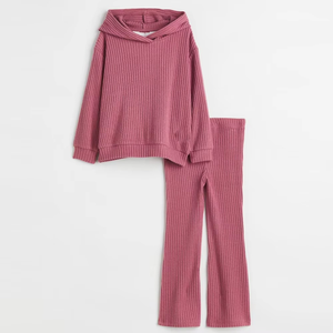 Chándal de punto acanalado para niñas con logotipo personalizado de alta calidad, chándal elegante de Color sólido de alta calidad para niñas - Product Image 2