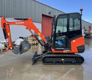 Mini-excavatrice compacte Kubota KX030-4 avec moteur diesel, machine de terrassement 4T à vendre. - Product Image 1
