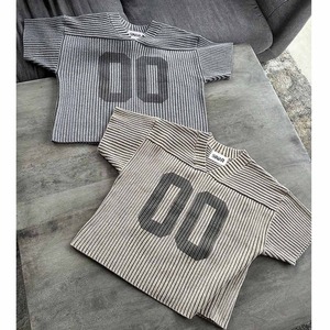 เสื้อสเวตเตอร์ถักแบบพรีเมียมสำหรับผู้หญิงเสื้อสเวตเตอร์แขนสั้นเสื้อสเวตเตอร์แบบสวมหัวพิมพ์ลายสตรีทแวร์เสื้อถักแบบกำหนดเอง - Product Image 6