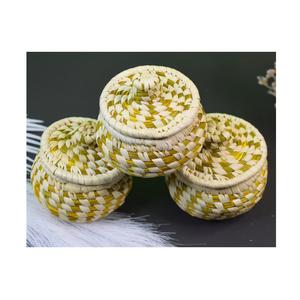 Panier en herbe Sabai fait main pour le stockage rustique élégant et l'organisation de la maison écologique décorative avec tissage naturel durable - Product Image 6