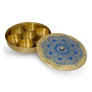 Boîte à épices en laiton naturel pour un stockage sûr et sain en cuisine, favorisant une utilisation sans produits chimiques - Product Image 2