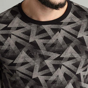 Camiseta ajustada de poliéster personalizada Camisetas de poliéster de algodón de sublimación con patrón sólido para diseños personalizados - Product Image 5