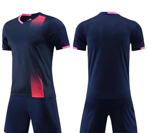 Uniforme de Fútbol Profesional Unisex Personalizado por Sublimación, Anti-UV, Secado Rápido, Transpirable, Conjunto de Camiseta y Pantalones Cortos para Equipo - Product Image 3