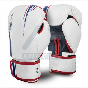 Gants de boxe Elite conçus avec une précision de frappe avancée, stabilité, force, mobilité, défense, précision, qualité de construction - Product Image 3