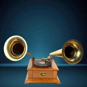 Escultura de mesa de barco de plata de gama alta Adorno decorativo temático náutico Acento artístico para interiores sofisticados - Product Image 4