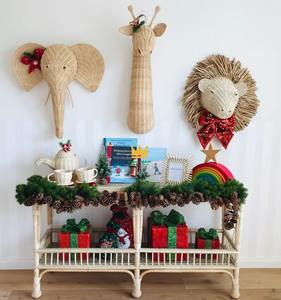 Modèle de décoration de chambre de bébé en forme de tête de girafe en rotin tissé - Product Image 3