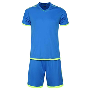 Maillots de football personnalisés pour adultes 2024, service OEM, 100% polyester, kits de football imprimés par transfert thermique pour les équipes - Product Image 2