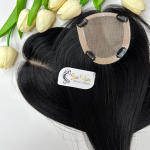 Sun Company Luxury Clip-in Silk Base Mono Topper 4x4 Noir Naturel Extensions de Cheveux Humains Vietnamiens Remy Super Double Drawn Double - Product Image 1