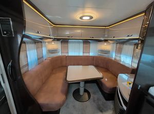 Autocaravana 4x4 Usada en Buen Estado, Remolque de Viaje Tipo Pop-Up, Totalmente Equipada, Acero Inoxidable, Blanca, Lista para Exportar a Todo el Mundo - Product Image 2