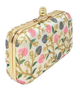 Elegante bolso de mano con bordado de boda Bolso de mano de seda bordado de diseño tradicional con detalles florales al precio más barato - Product Image 1
