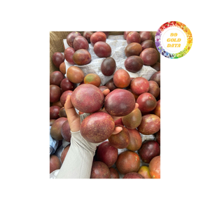 Fruta de la Pasión Congelada Natural Entera con Pulpa de Naranja y Semillas Negras - Empaque a Granel, Proceso LQF, Ingrediente para Servicios de Alimentos - Product Image 1