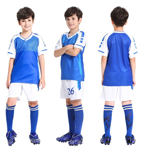 Obtenga una Camiseta de Fútbol Profesional Personalizada Hecha con Poliéster Personalizado Diseñado para Uso en Verano por Jugadores y Entusiastas - Product Image 1