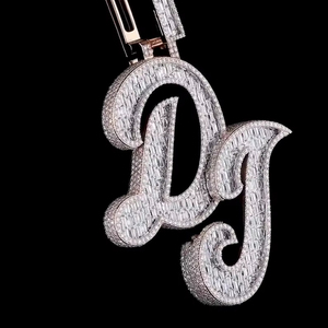 Colgante de Plata de Ley 925 con Moissanita de Corte Esmeralda de 31 Quilates, Chapado en Oro, Estilo Bonito, Engaste de Garra Personalizado, Unisex - Product Image 5