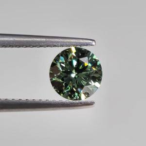 เพชรทรงกลมเจียระไนแบบบริลเลียนท์สีเขียว น้ำหนัก 1.20 กะรัต เพาะเลี้ยงในห้องปฏิบัติการ สำหรับทำแหวนหมั้น ได้รับการรับรองจาก IGI จากผู้ผลิตเพชรแบบหลวม - Product Image 4