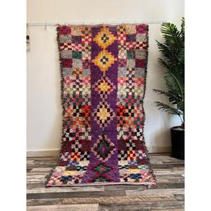 Tapis Boucherouite marocain authentique fait main, style bohème chic, coloré, vintage, artisanat Atlas, décoration. - Product Image 1