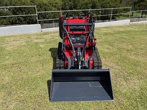 Nouvelle chargeuse sur pneus TAKEUCHI Mini Skid Steer Loader avec moteur diesel HAWE/ Hydraulics Garantie de 3 ans pour la conduite et l'utilisation - Product Image 6