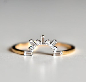 10k Or Lab Grown Baguette Diamant Bande De Mariage Incurvé Empilable Bague De Fiançailles Bijoux avec Excellente Rareté - Product Image 3