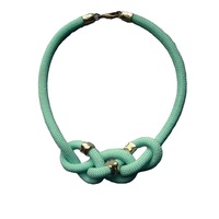 Collier de cordon vert clair de style vintage de haute qualité pierre naturelle plaquée or écologique pour l'anniversaire de mariage de fête des filles