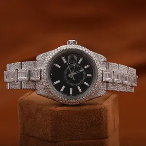 Fully Iced Out Black Dial Baguette and Round Moissanite Wrist Mechanical Watches Featuring with ETA