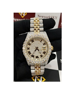 Reloj brillante de gama alta VVS Moissanite Diamond Iced Out con movimiento de cuarzo y banda moderna para creadores de tendencias - Product Image 1