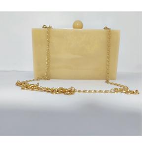 Pochette de type personnalisé en résine artisanale indienne de couleur dorée pour femme - Product Image 2