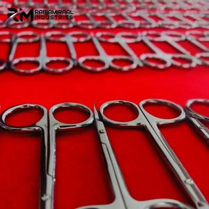 March Expo Vente en gros Meilleur prix Ciseaux à cuticules personnalisés en argent utilisés pour les cils, les sourcils et les ongles Ciseaux de maquillage RMI - Product Image 2