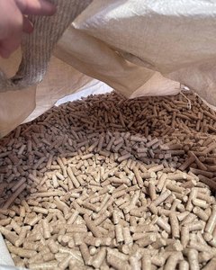 Pellets de Madera de Abeto de Grado Internacional 4600J, Bajos en Calorías y Humedad, 6 mm, Bolsas de 15 kg, Alto Valor Calorífico, EE. UU. - Product Image 3