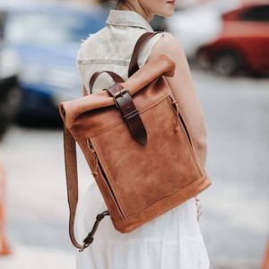 Sac à dos en cuir véritable College Roll Top Business Outdoor Travelling Laptop Large Capacity LRTB-0071C - Product Image 1