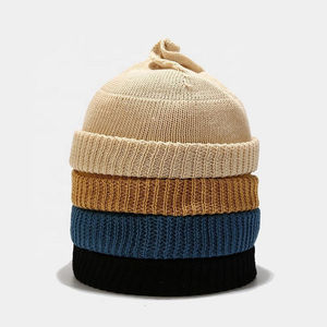 Gorros de Jacquard de invierno de nueva moda personalizados de alta calidad para mujer estilo impreso con logotipo característica de tela común - Product Image 2