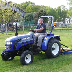 Tractor Agrícola Directamente de Fábrica, Maquinaria Agrícola, Tractor 4x4, Mini Tractor Agrícola para Agricultura en Venta a Bajo Precio - Product Image 5