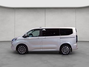 Magnifique fourgonnette Tourneo Custom d'occasion 2025 à transmission automatique à vendre - Product Image 3