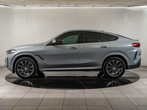 Clean German 2024 BMWs X6 xDrive40i with Electric Power Speed Sensing Steering - Product Image 4