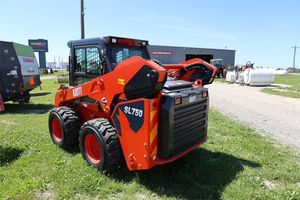 Precio de Fábrica al por Mayor, Cargadora Compacta Kioti SL750U-LQ con Tracción en las 4 Ruedas, en Buenas Condiciones, en Venta a Bajo Precio - Product Image 4