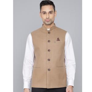 Gilet beige pour homme le plus vendu pour les mariages, les tenues de bureau, les réunions d'affaires et les uniformes d'entreprise, disponible au meilleur prix - Product Image 1