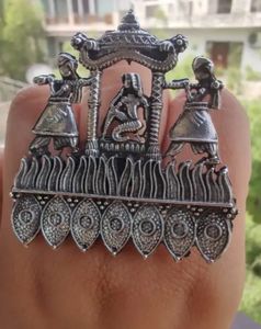 Anillo de moda elegante con acabado plateado ajustable grande oxidado para mujer anillo Doli de novia clásico antiguo para bodas, festivales - Product Image 6