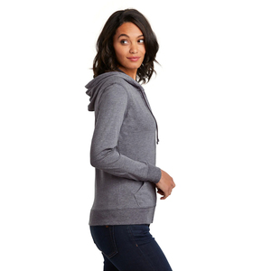 Sweat à capuche Vêtements d'extérieur décontractés Poches Pull à fermeture éclair Sweat à capuche zippé super doux pour femmes Veste à capuche légère en coton zippé pour femmes - Product Image 3