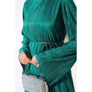 Robe décontractée plissée brillante verte - Product Image 4