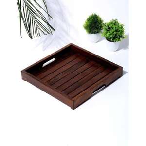 Plateau de service en bois poli supérieur avec forme rectangulaire classique Aspect élégant Facile à nettoyer Parfait pour servir des boissons et des aliments - Product Image 2