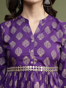 Magnifiques ensembles de tuniques longues et de kurtis courts en pur coton violet, imprimés à la main avec motifs dorés, col mandarin, coupe trapèze, prix d'usine en gros - Product Image 5