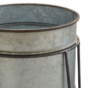 Maceta de metal galvanizado de la mejor calidad con soporte, Juego de 2 para hogar y jardines a bajo precio - Product Image 3