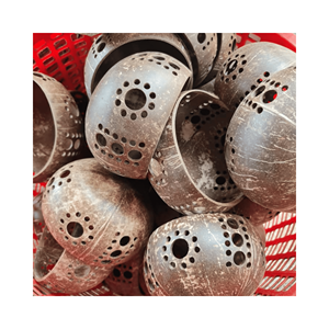 Lámpara de Cáscara de Coco, Lámpara de Interior Exótica, Material: Cáscara de Coco; Uso: Ambiente de Restaurante; Origen: Taller Artesanal de Vietnam - Product Image 6